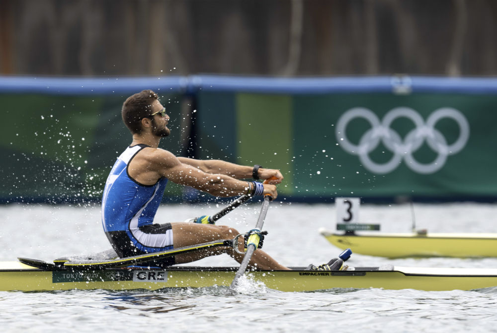 od体育官网-新西兰男子赛艇队在比赛中领先,夺冠