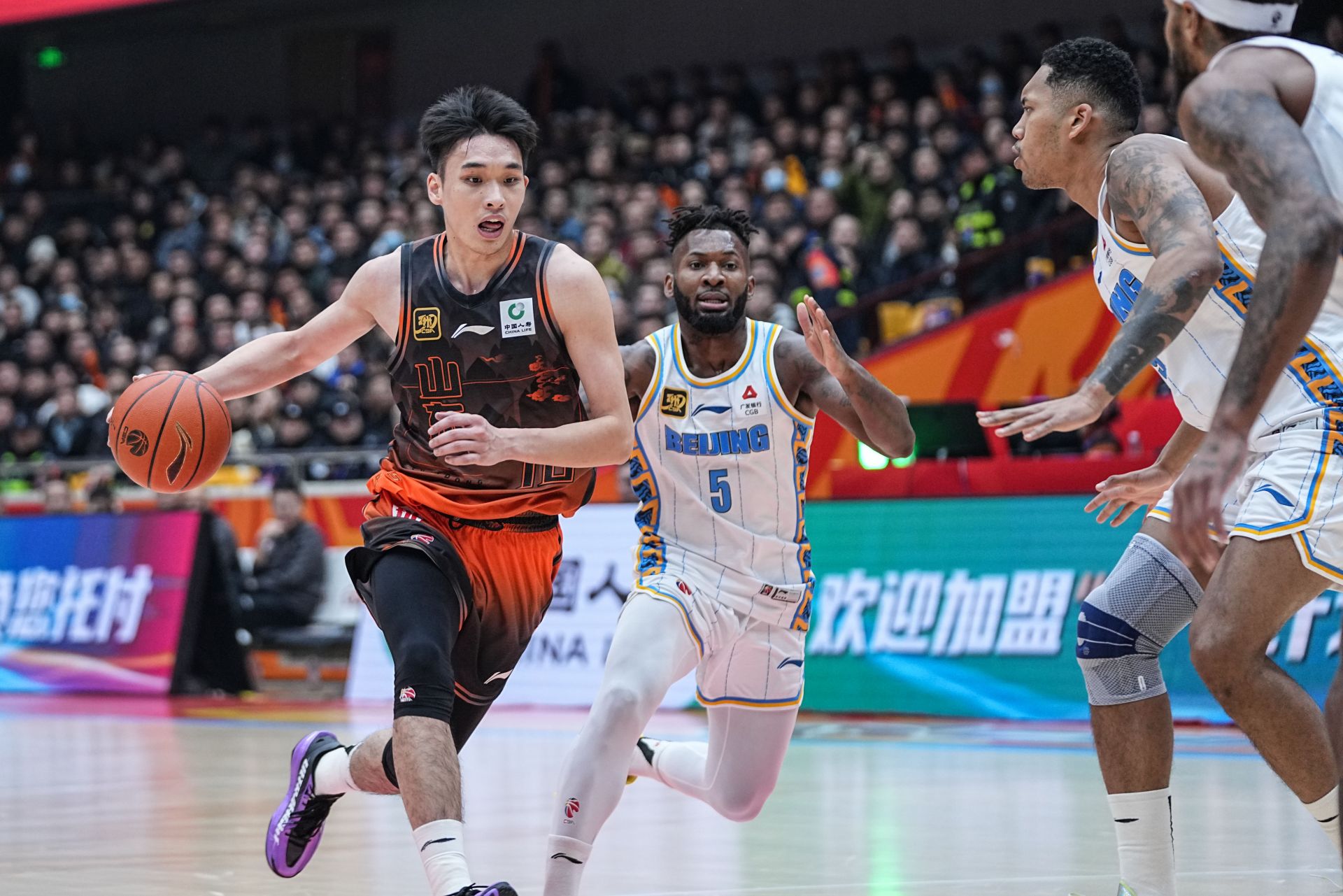 详细阅读:od体育投注-关于山东高速领先优势被热火逆转构建新战略备战CBA联赛的信息 od体育投注-关于山东高速领先优势被热火逆转构建新战略备战CBA联赛的信息