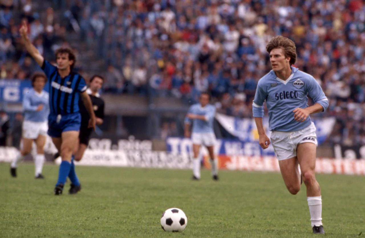 详细阅读:od体育娱乐-拉齐奥客场击败佛罗伦萨,保持胜势 od体育娱乐-拉齐奥客场击败佛罗伦萨,保持胜势